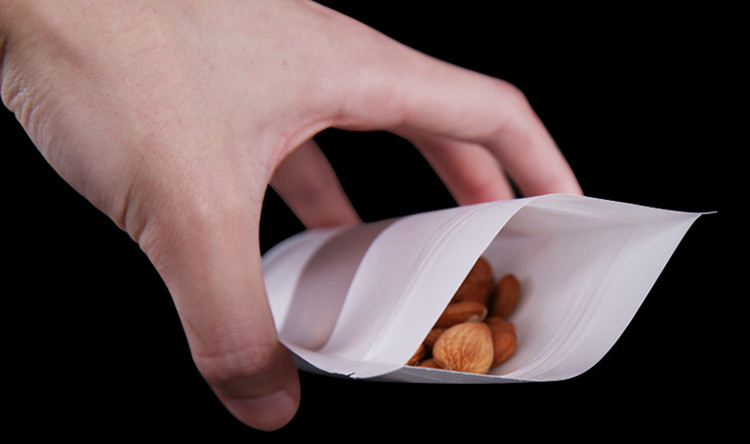 100 Sacchetti Doypack Bianchi  - Food Snacks Logos recensione e prezzo